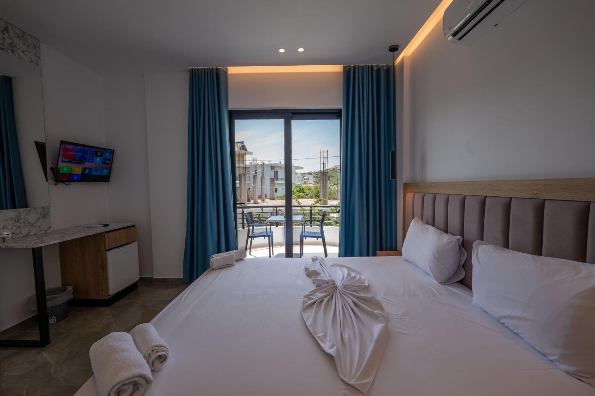 Monel Hotel Ksamil Eksteriør bilde