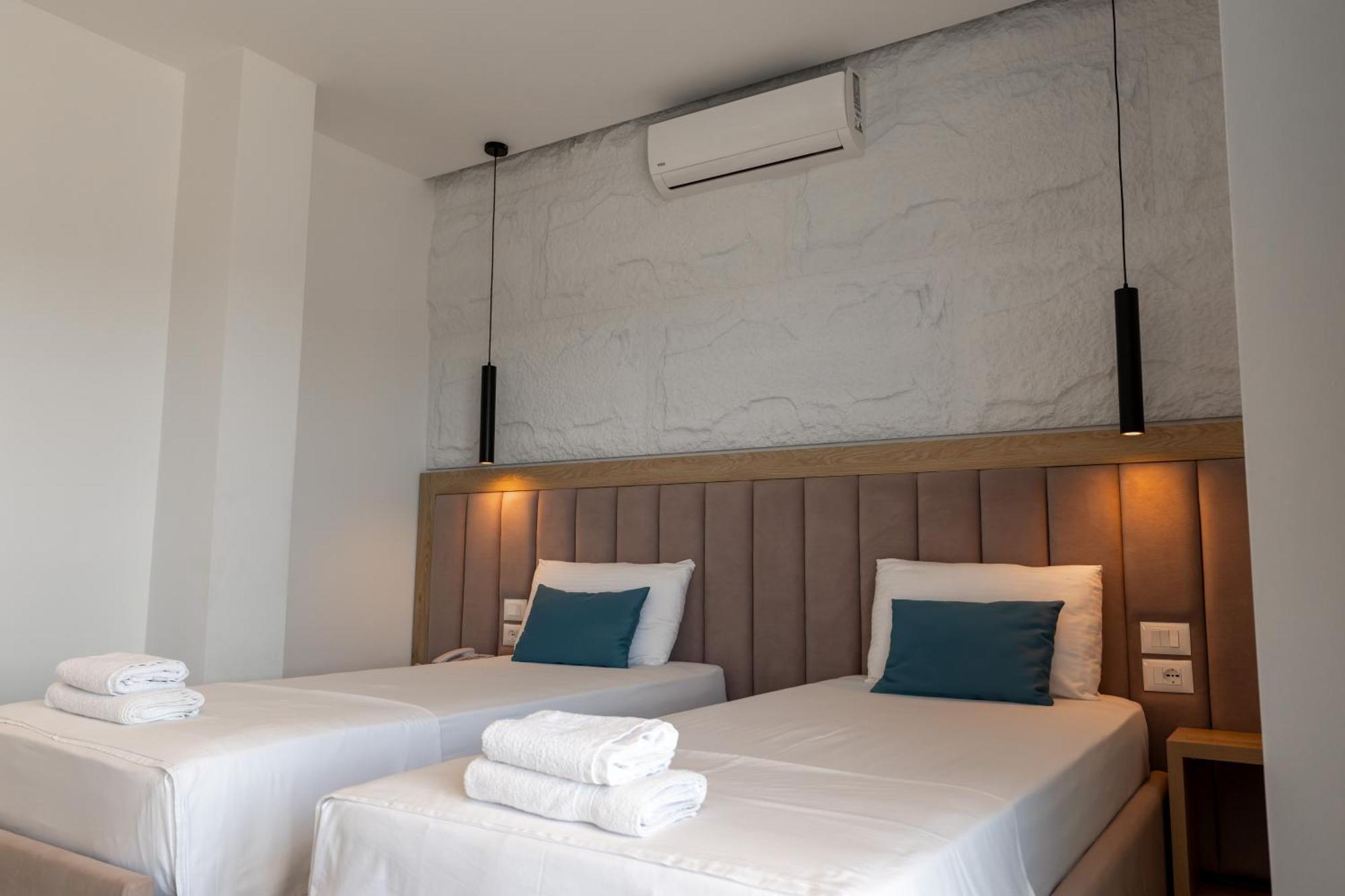 Monel Hotel Ksamil Eksteriør bilde